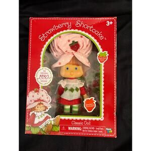 Strawberry Shortcake Doll 2021 Based on the Original 1980s Design Original Box